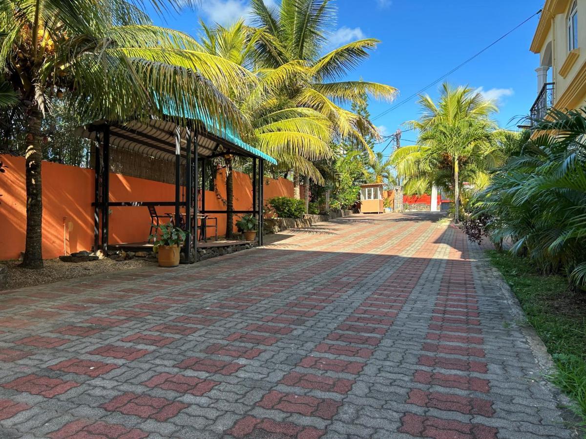 Paradise Hill Grand Baie Exterior photo